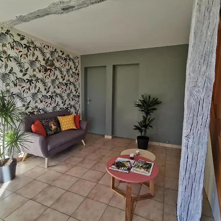 - Le Moussat Holiday home Lagraulet-du-Gers