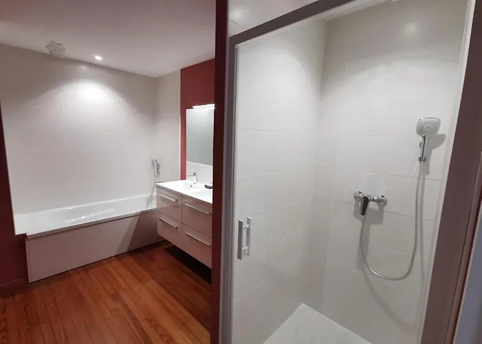 - Le Moussat * Lagraulet-du-Gers